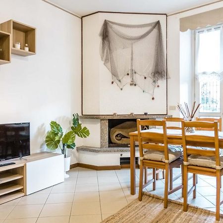 Lago Azzurro Apartment Варенна Экстерьер фото