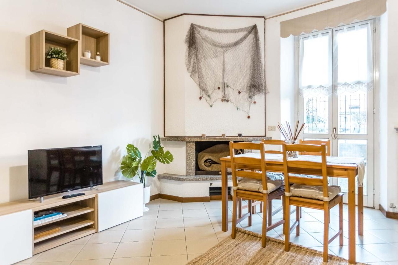 Lago Azzurro Apartment Варенна Экстерьер фото