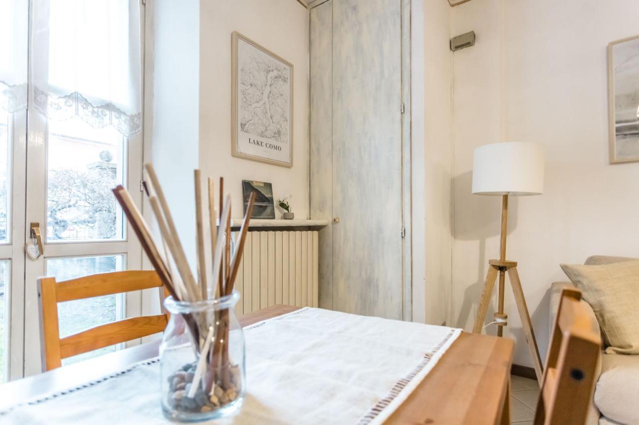 Lago Azzurro Apartment Варенна Экстерьер фото