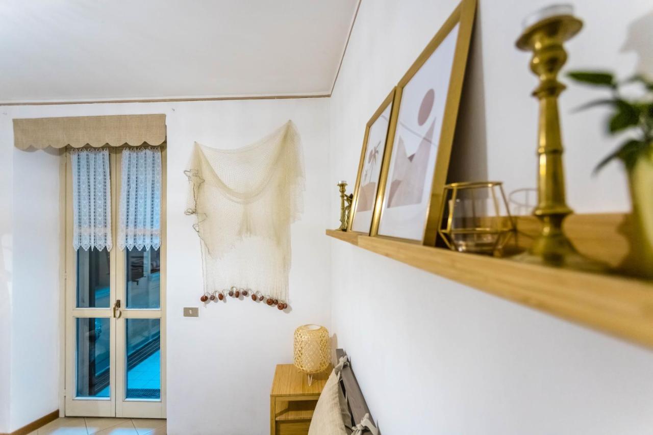Lago Azzurro Apartment Варенна Экстерьер фото