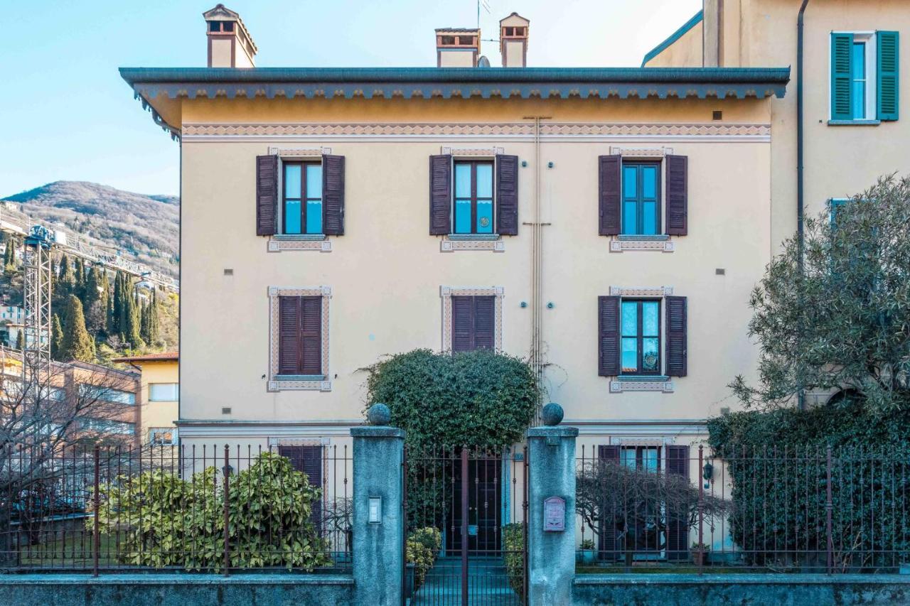 Lago Azzurro Apartment Варенна Экстерьер фото